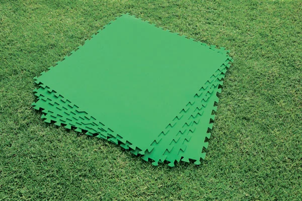 TAPPETO VERDE COMPONIBILE PER PISCINA 78X78 CM - immagine 2